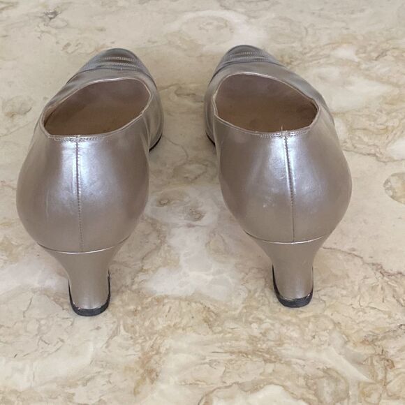 Vintage Salvatore Ferragamo Metallic Silver & Bronze Leather Court Shoes - Picture 10 of 14